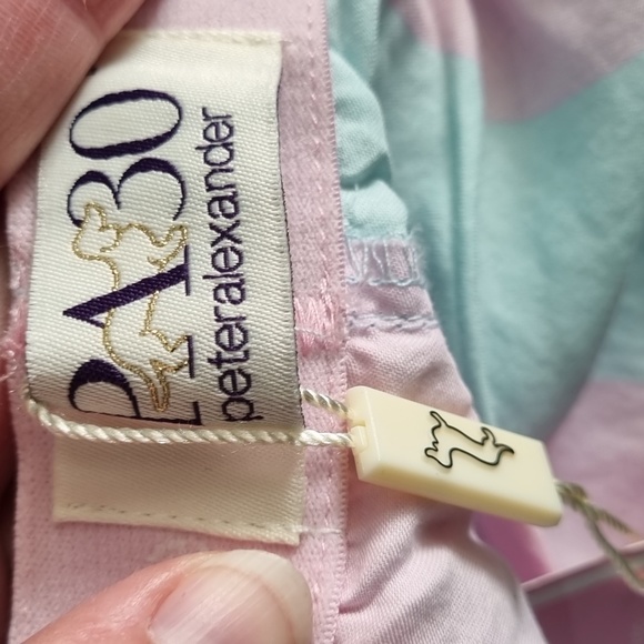 Peter Alexander pale blue shorts, pale pink polka,pockets, elastic waist, size L - Picture 5 of 7